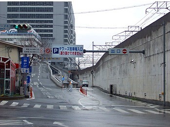 名古屋タカシマヤの駐車場料金と提携駐車場まとめ 停めやすいのはここ にこトピ